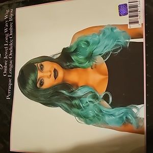 Leg Avenue tral and black wig new